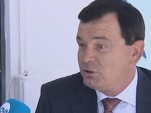 В Балчик преизбраха кмета с лимузината, който искаше да си купи и совалка 