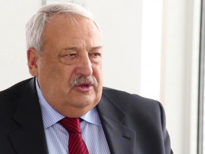 Иван Гарелов: ДПС плавно ще измества РБ, неминуем е ремонт на кабинета