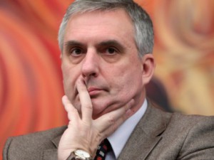 Калфин ръси популистки бисери