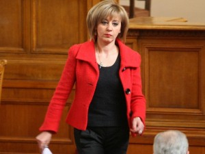 
Мая Манолова се закле като омбудсман