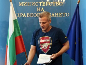 Киберпънк лудостите на д-р Менгеле, пардон – Москов...