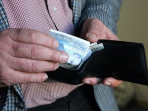 Как да избегнем финансовия шок след празниците
 