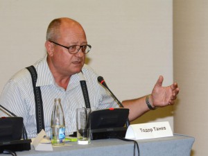 Пневмония тръшна министъра на образованието