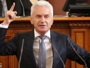 Волен Сидеров плаши с Народен съд