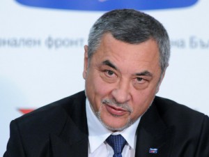 Валери Симеонов: Да се стреля на месо, когато не се изпълняват командите на граничарите!