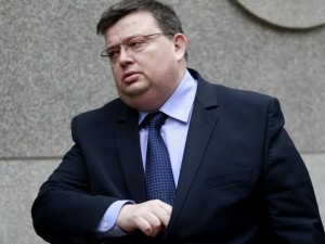 Цацаров иска от парламента разрешение за задържане на Сидеров и Чуколов!