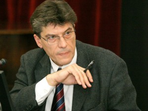 Политолог: Родителите дават лош пример, като не гласуват