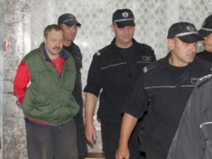 Доживотен затвор за стрелеца от Лясковец