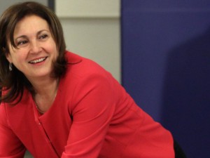 Държавата даде заден пред ченгетата