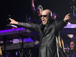 Парвеню! Слави: Срам ме е, че съм от село 