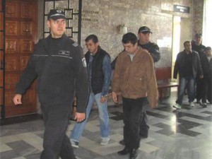 Нов свидетел отложи дело срещу петима цигани, изтезавали до смърт ветеринар
 