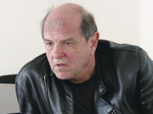 Тома Томов: Президентът трябва да е мъж, не да подсмърча
 