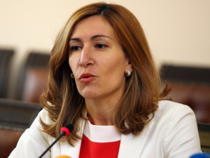 Министър Ангелкова, надути цени туризъм не правят!