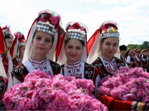 Да помогнем за Розовия празник на Карлово