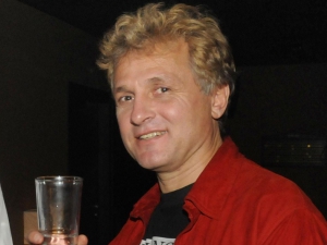 Къци в тайна уговорка с „Биг Брадър”

