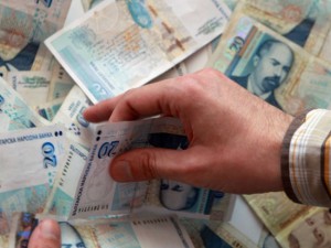 Ало-измамници "сурвакаха" наивни баби с 30 бона