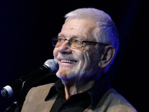 Недялко Йорданов представя нови стихове, роман и филм в зала 7 на НДК