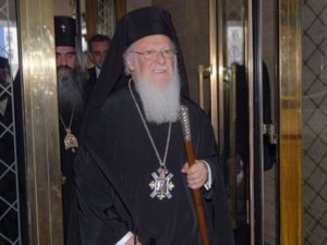 Вартоломей пробвал да сложи ръка на храма ни в Одрин пред очите на десетки българи