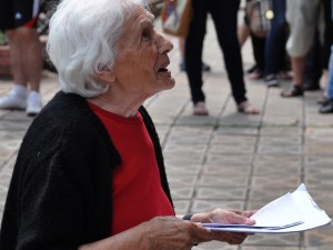 На дъното! 320 000  възрастни оцеляват със 157 лева месечно
