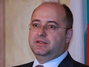 Четин Казак, съпредседател на ДПС: Нова партия ДПС 2? Обречена е на неуспех
 