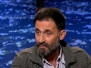 Роми бият и обират фермер 100 пъти
