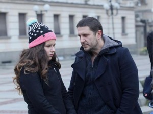 Щерката на Блатечки бие съученици