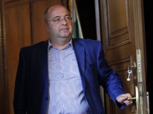 Съпредседателят на ДПС Четин Казак: Врачката Октай бърка за разпада на ДПС
 