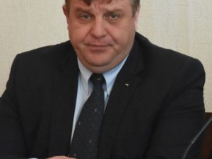 Каракачанов разбуди България с войнствена идея