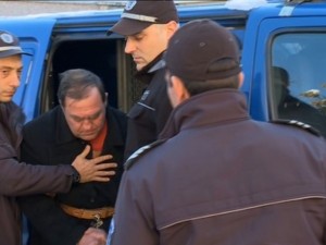 Докога ще се мотат с изнасилвача Евстатиев?