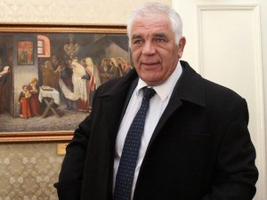 Вдигат заплатите на митничарите с 350 лева