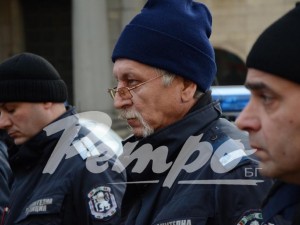 Служителите на МВР, които имат нужния стаж, се пенсионират без възраст още 3 години