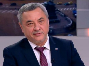 Валери Симеонов със свои разкрития за далавера на Гърция с бежанците и за нашенската "Гранична полиция" 