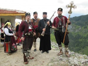 Родопски хайдути вдигат чешма на каба гайдар