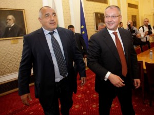 Станишев: ДСБ се държи шизофренично