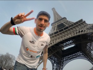 Дизела изкачи Афейловата кула за 8 минути и 20 секунди

