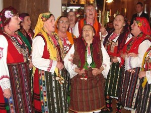Шнурчето немой да викате, че е мартеничка - магия е за любов и здраве