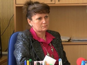 Кметица отделя  250 лева от заплатата си за бедстващи пенсионери