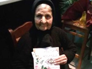 Столетница пие ракия за здраве