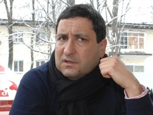 Тончо Токмакчиев не изтрезнява с дни