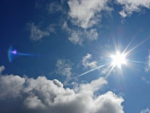 Десет дни лято през април, 28˚ за уикенда
