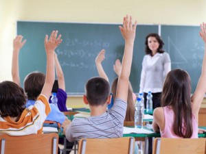 Преборихме мухлясалите чиновници в МОН!