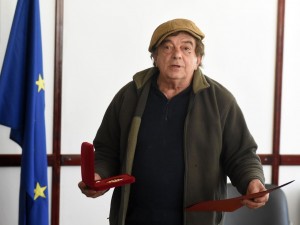 Клоунът бате Николай стана и писател