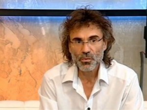 Владо Въргала теглил 50 бона заем за два проекта в театъра