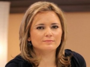 Лора Крумова слага край на диетите, остава си дебела!