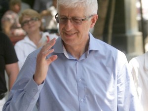 Румен Овчаров: Корнелия Нинова не е „синя подводница”
