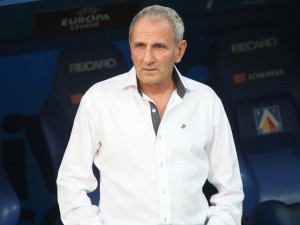 Гонят Адмирала от „Тича”