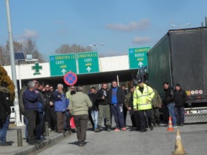 Тираджиите да вържат границата със „свински опашки”
 