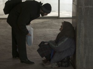 Дадоха ни жилище, кметът ни изпъди. Умираме!
