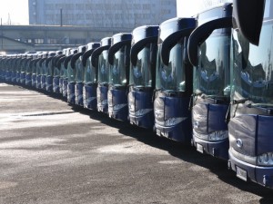 Автобусите на война със „споделеното пътуване”