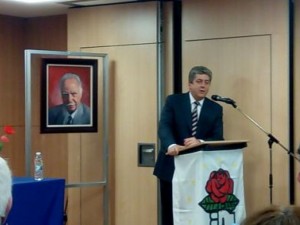 Първанов нарече бившите си колеги от БСП сектанти